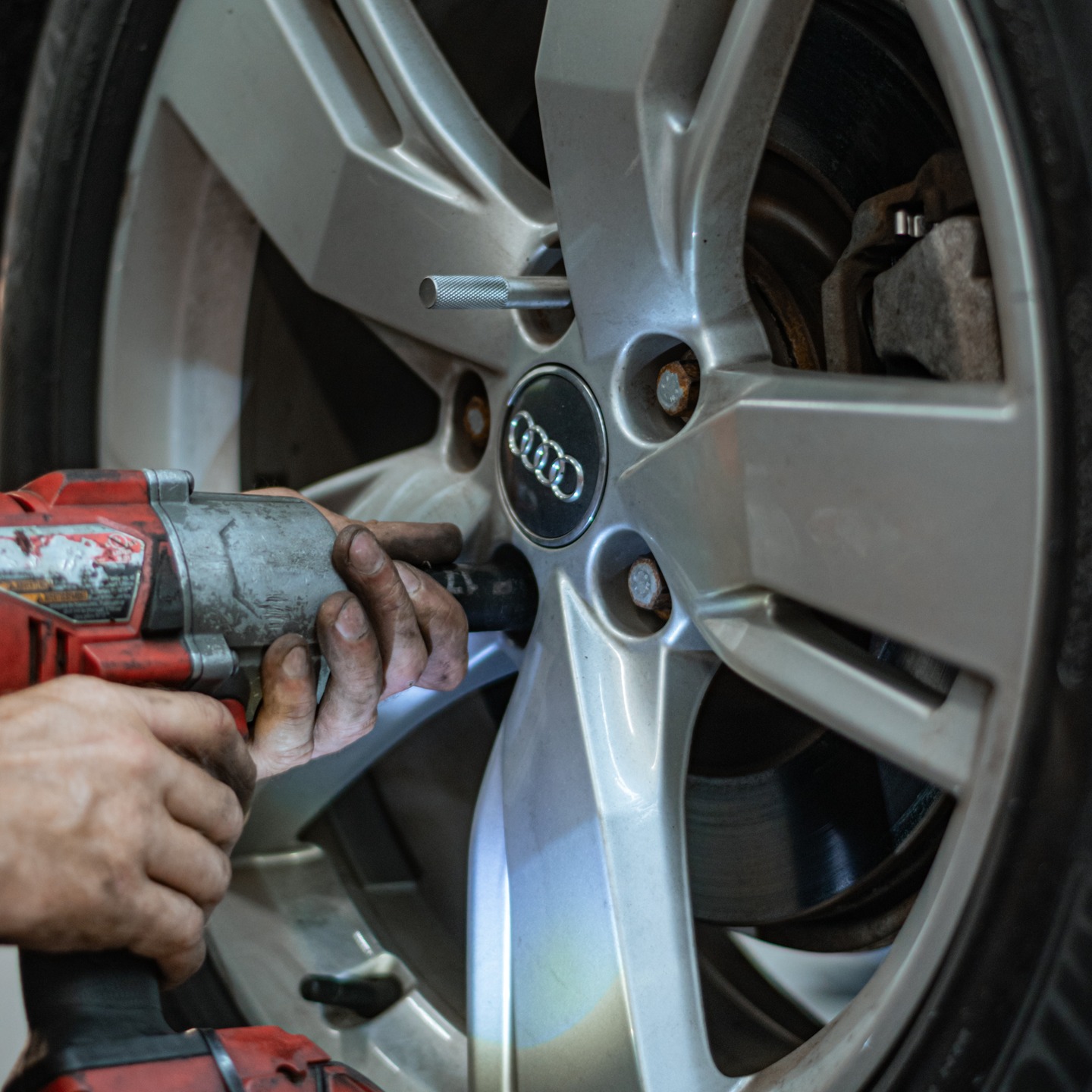 Suspension assembly close-up